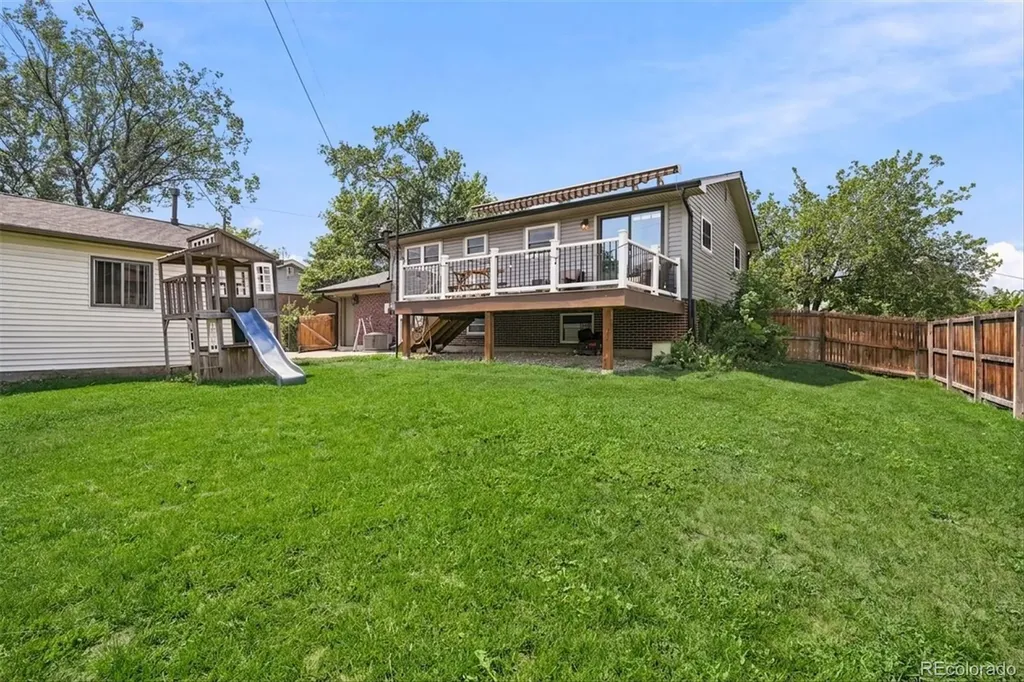 986 E 114th Place Denver CO 80233