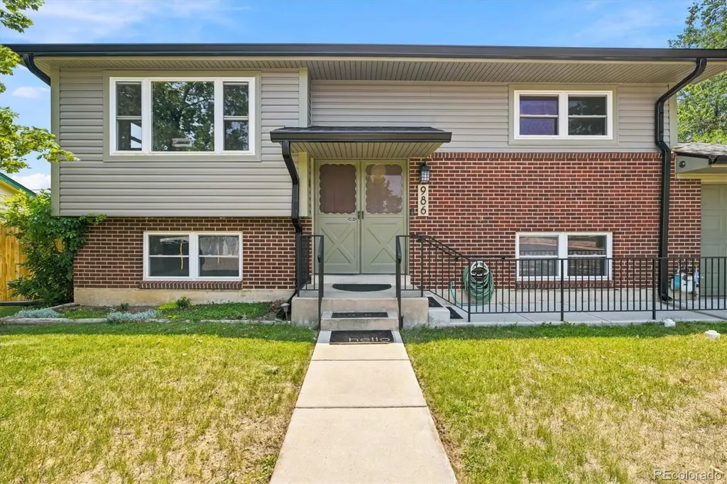986 E 114th Place Denver CO 80233