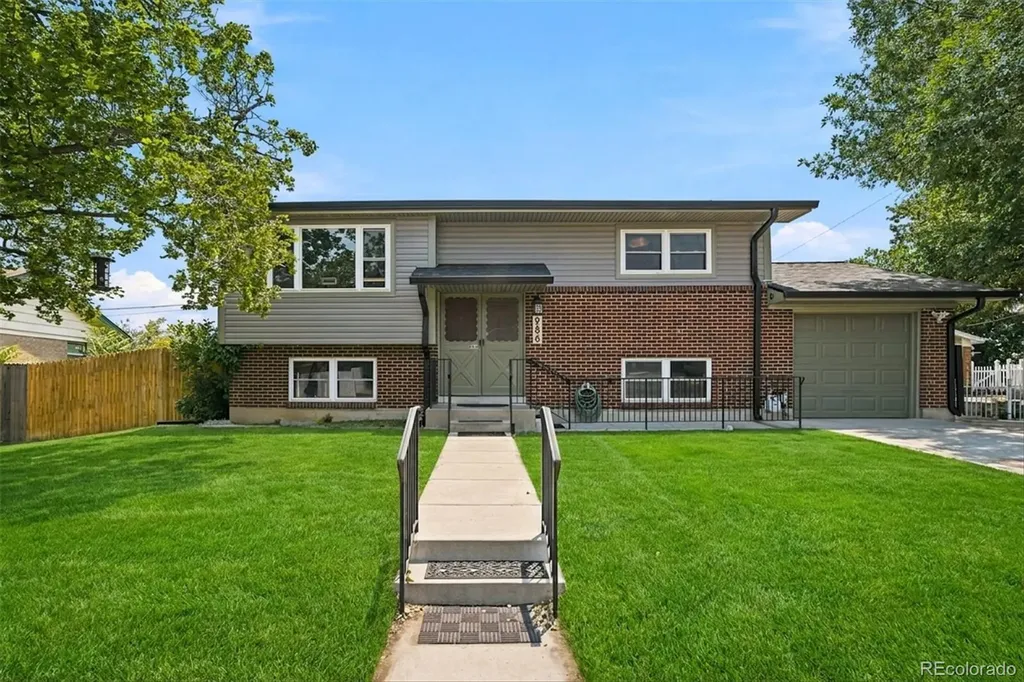 986 E 114th Place Denver CO 80233