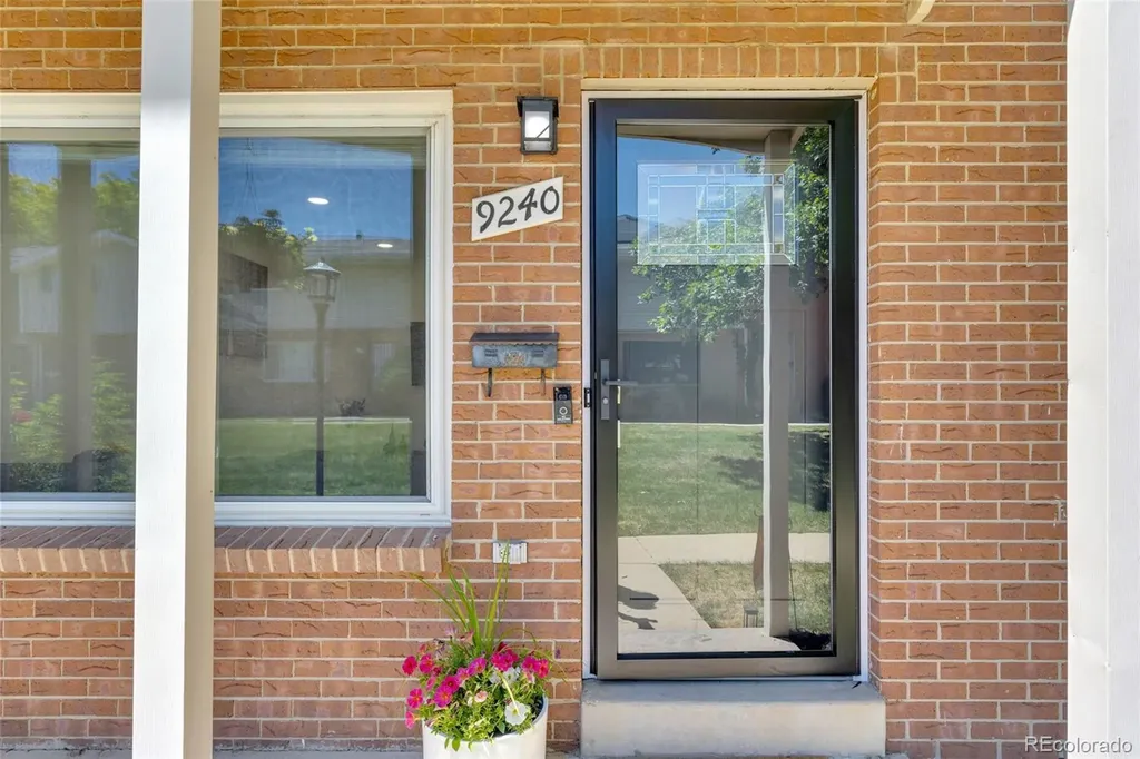 9240 E Lehigh Avenue Denver CO 80237