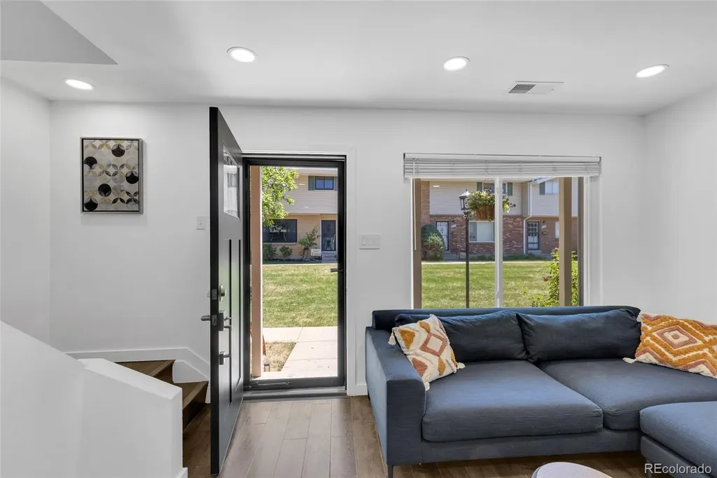 9240 E Lehigh Avenue Denver CO 80237