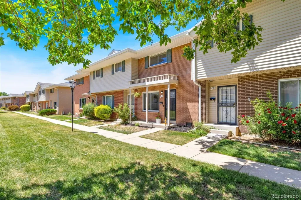 9240 E Lehigh Avenue Denver CO 80237