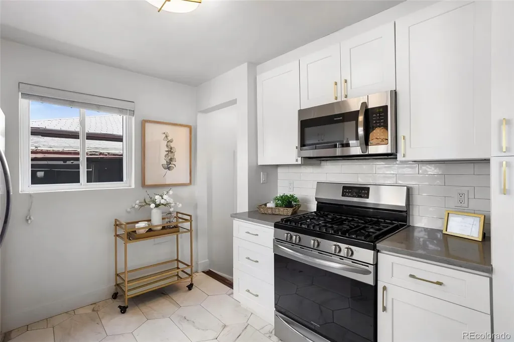 3336 Magnolia Street Denver CO 80207