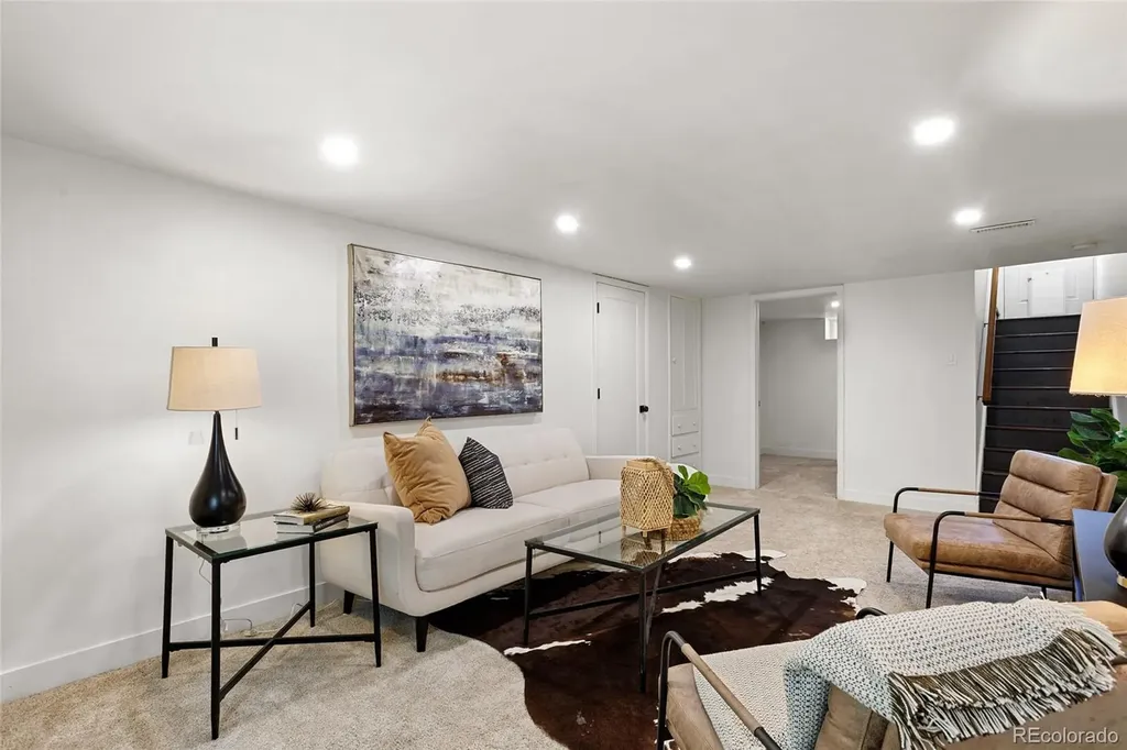 3336 Magnolia Street Denver CO 80207