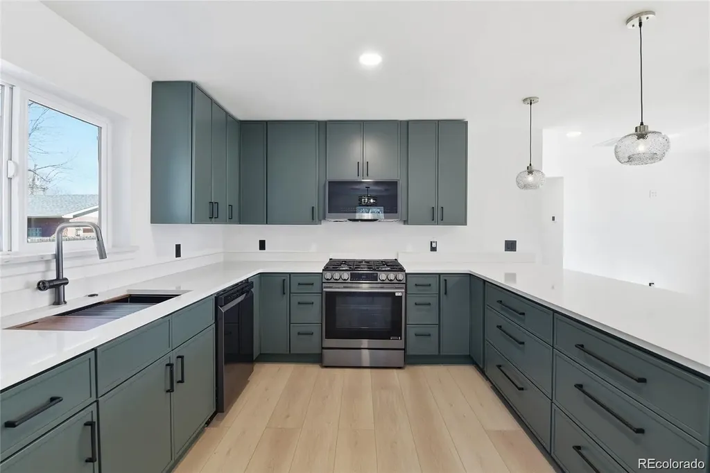 1431 S Glencoe Street Denver CO 80222