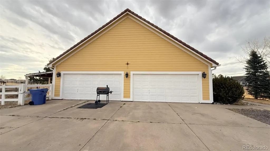 55740 E 41st Avenue Strasburg CO 80136