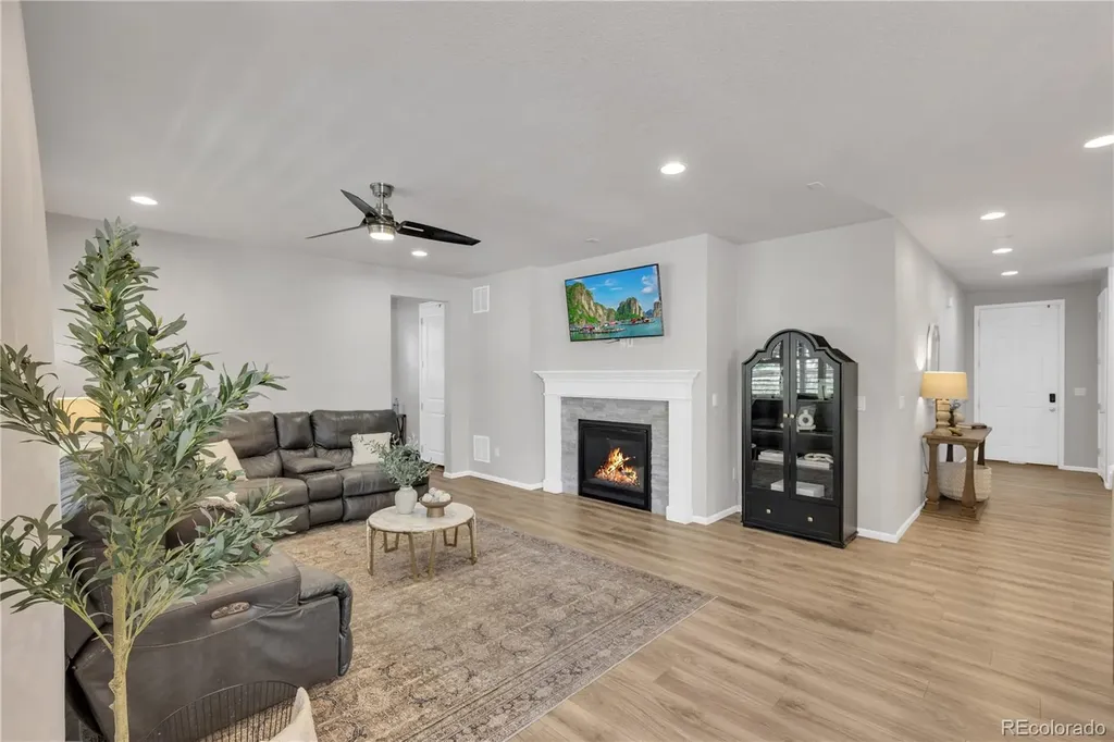 22629 E Tufts Place Aurora CO 80015