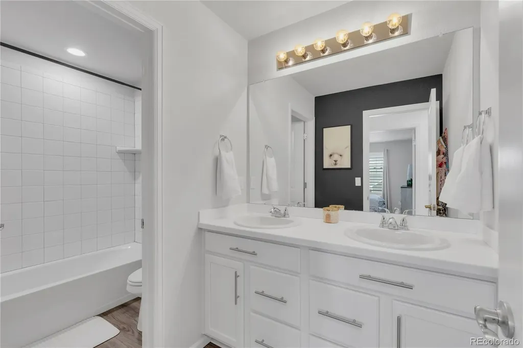 22629 E Tufts Place Aurora CO 80015