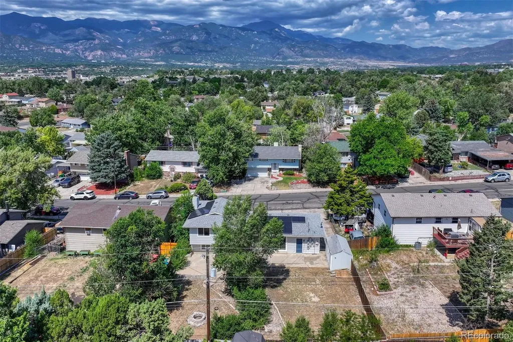 2011 Montezuma Drive Colorado Springs CO 80910