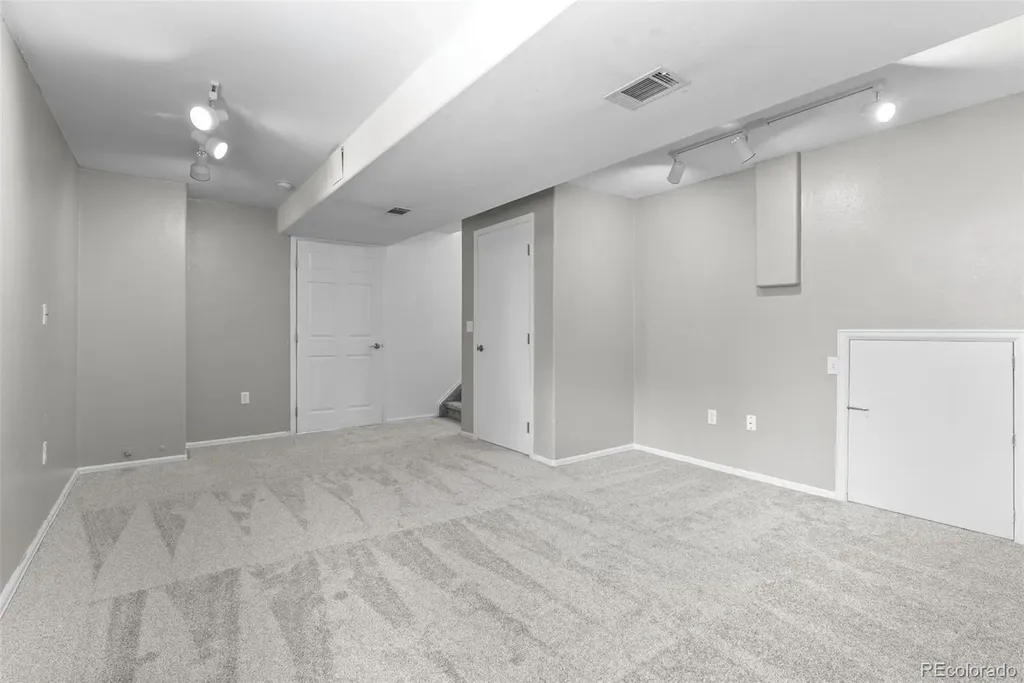 8743 Wildrye Parker CO 80134