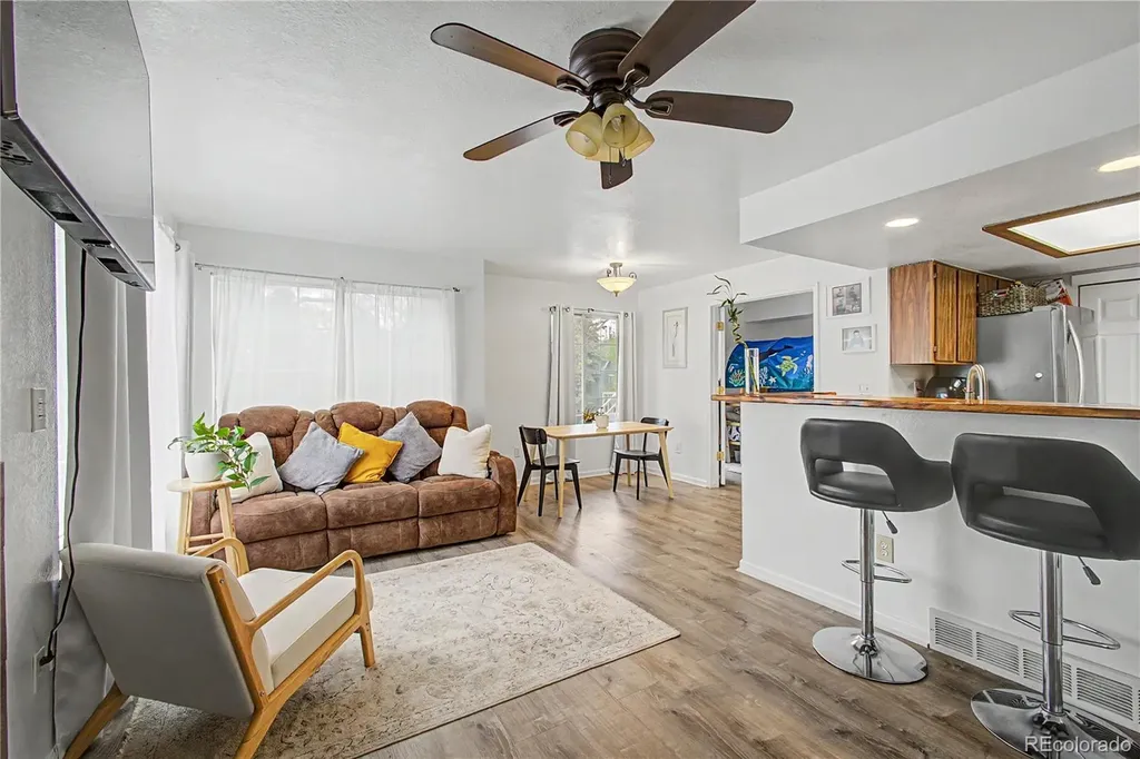 868 S Reed Court Lakewood CO 80226