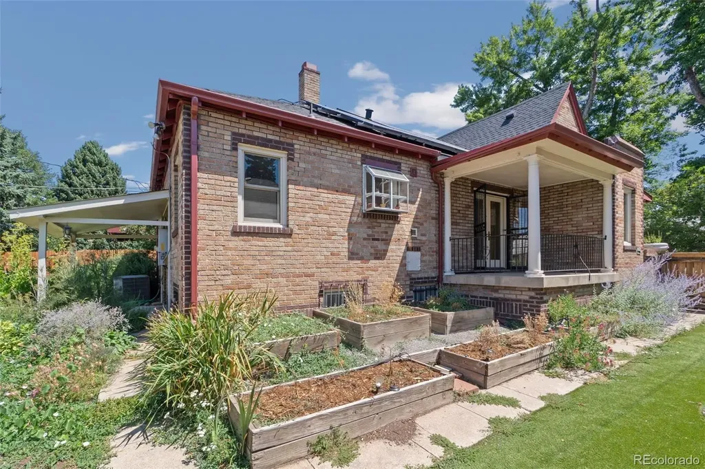 1567 Ivanhoe Street Denver CO 80220