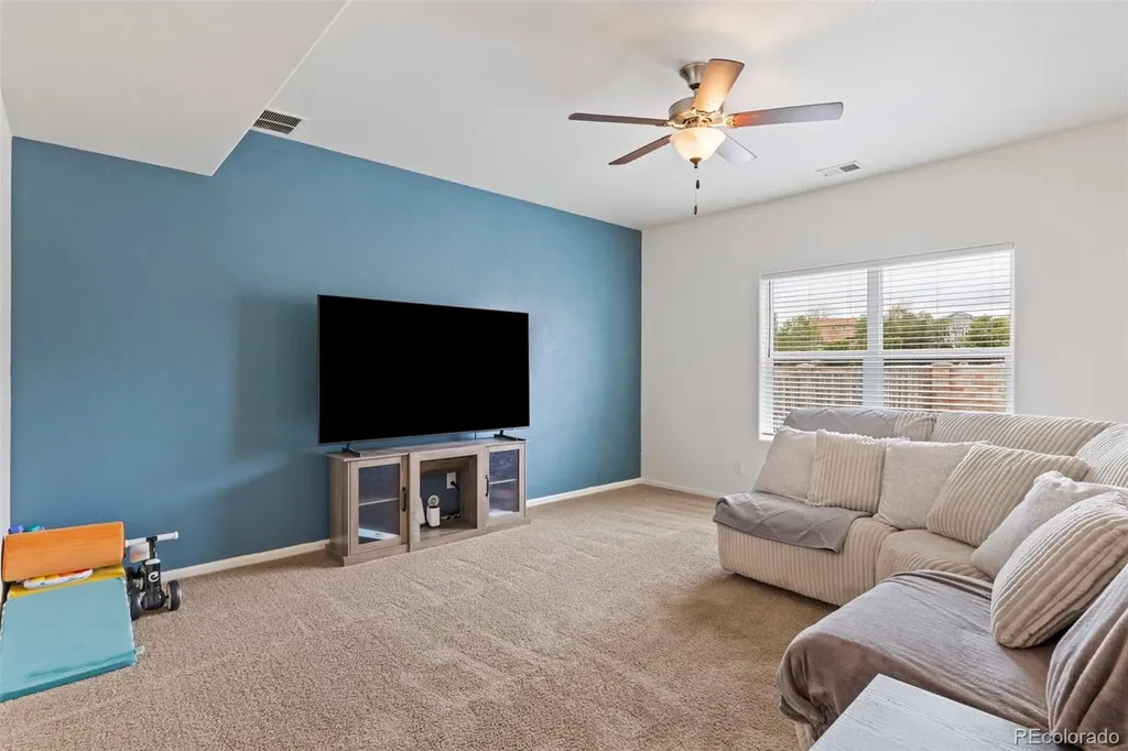 6206 Meadowbank Lane Colorado Springs CO 80925
