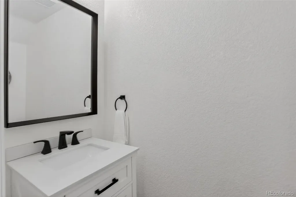 22146 E Berry Place Aurora CO 80015