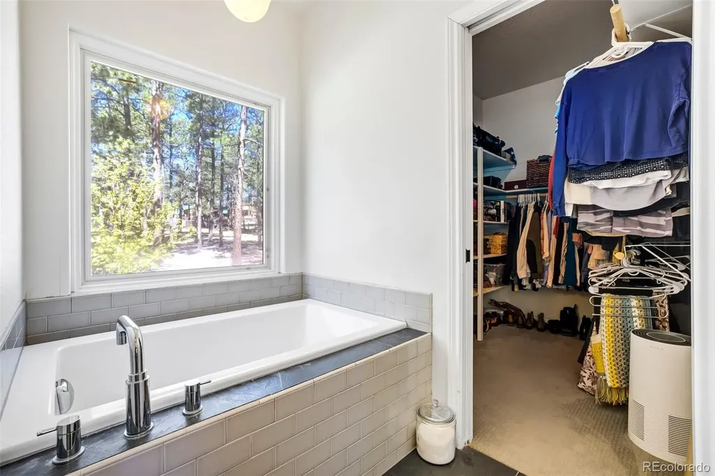 13415 Brentwood Drive Colorado Springs CO 80908