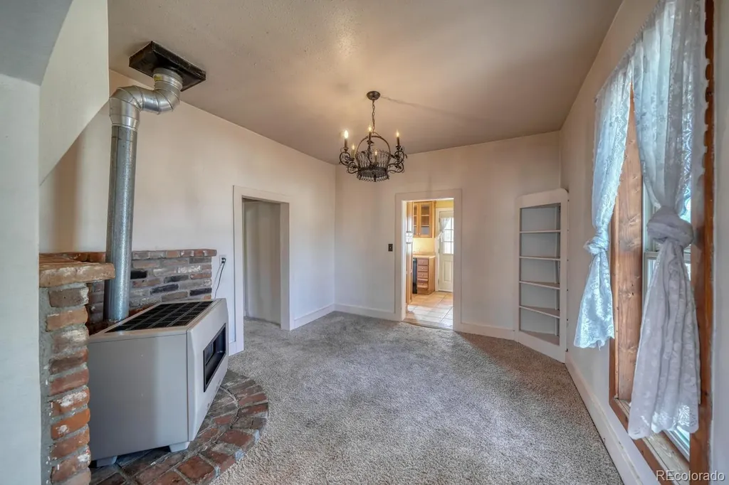 1347 H Street Salida CO 81201
