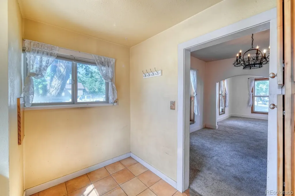 1347 H Street Salida CO 81201