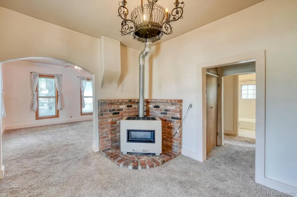 1347 H Street Salida CO 81201