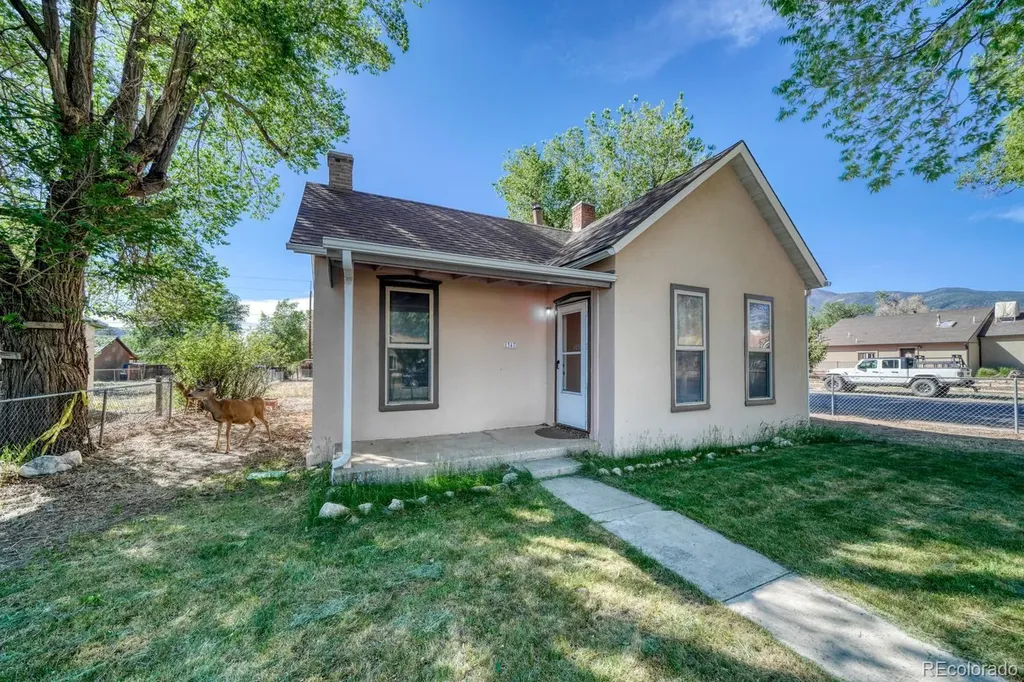 1347 H Street Salida CO 81201