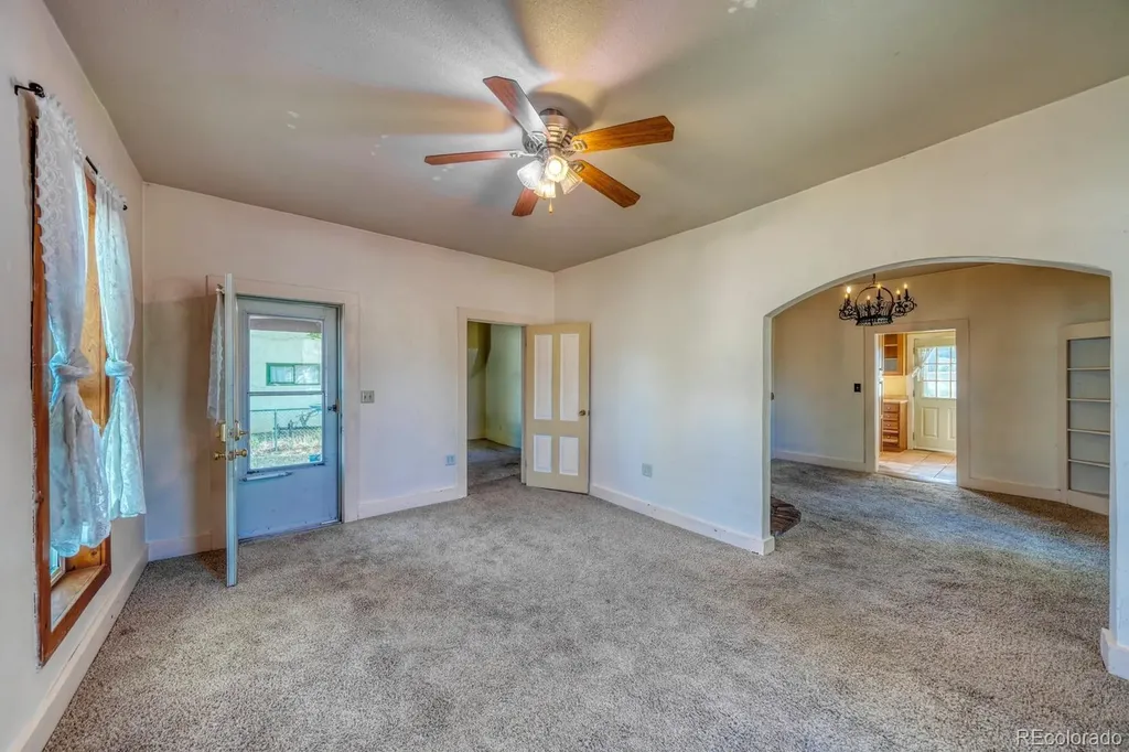 1347 H Street Salida CO 81201