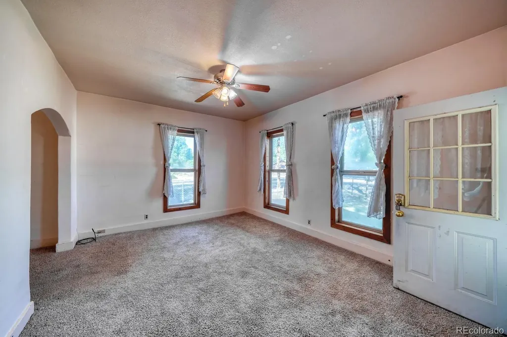 1347 H Street Salida CO 81201