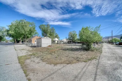 1347 H Street Salida CO 81201