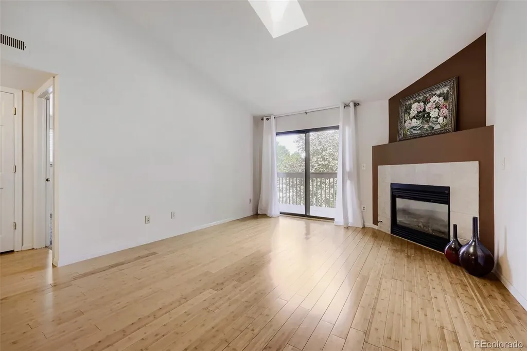10293 E Peakview Avenue Englewood CO 80111
