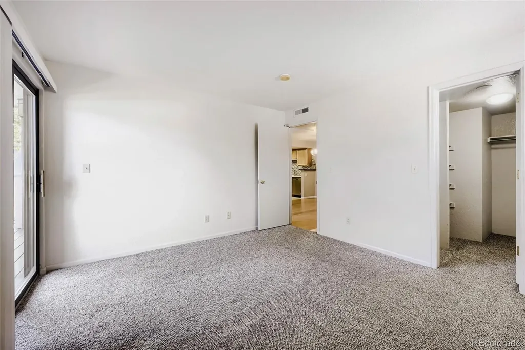 10293 E Peakview Avenue Englewood CO 80111