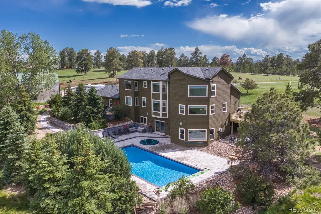 40370 County Road 21 Elizabeth CO 80107