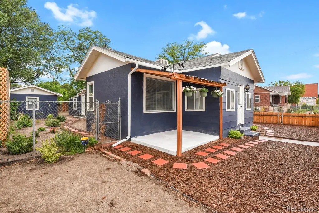 1017 E Evans Avenue Pueblo CO 81004