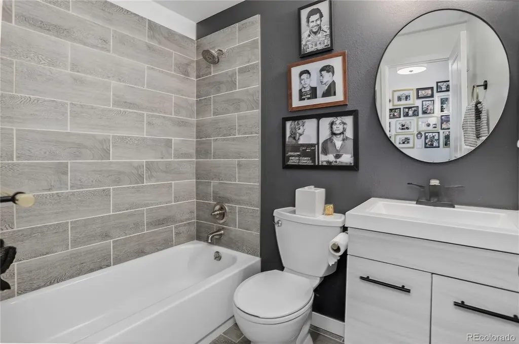 3126 S Emporia Court Denver CO 80231