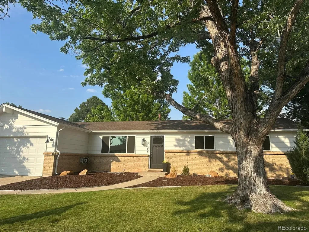 3126 S Emporia Court Denver CO 80231