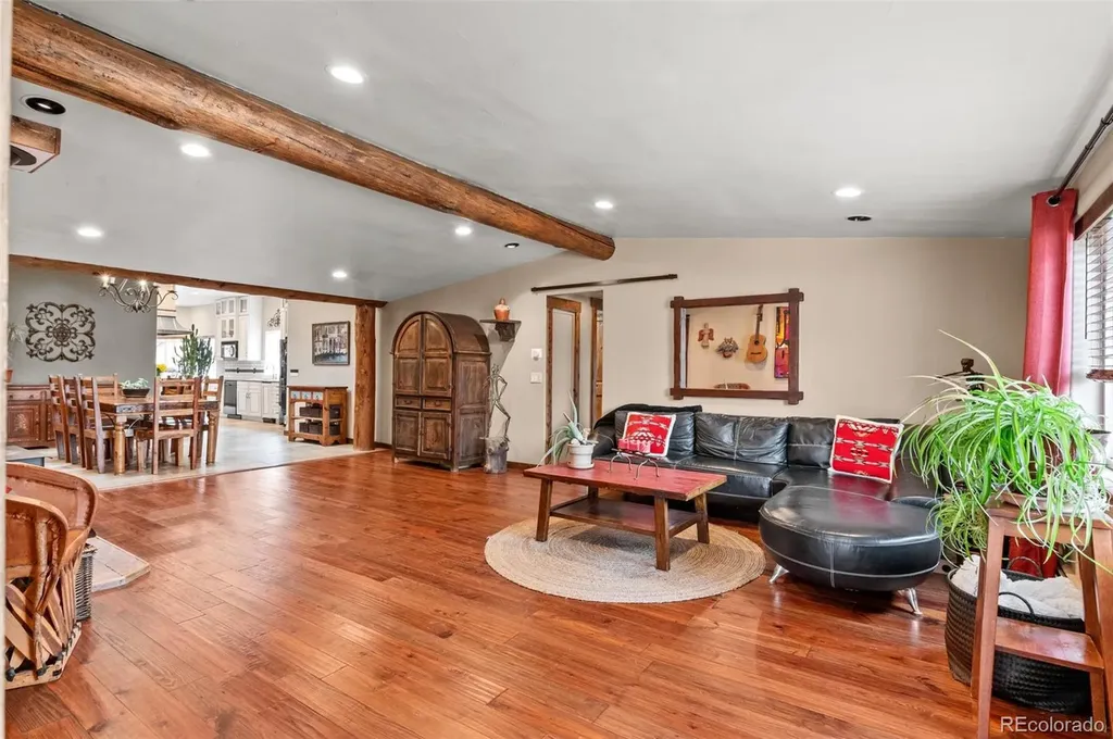 4920 S Inca Drive Englewood CO 80110