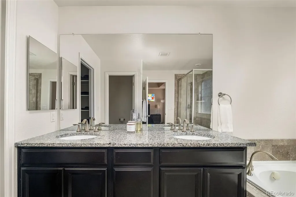 19255 W 84th Place Arvada CO 80007
