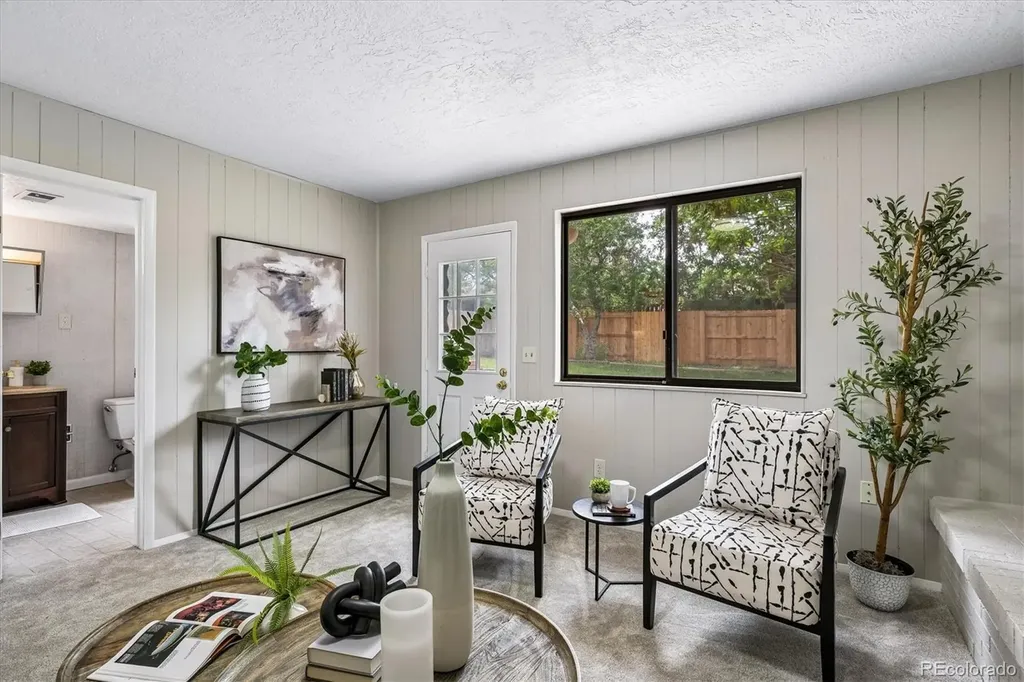 16634 E Rice Circle Aurora CO 80015