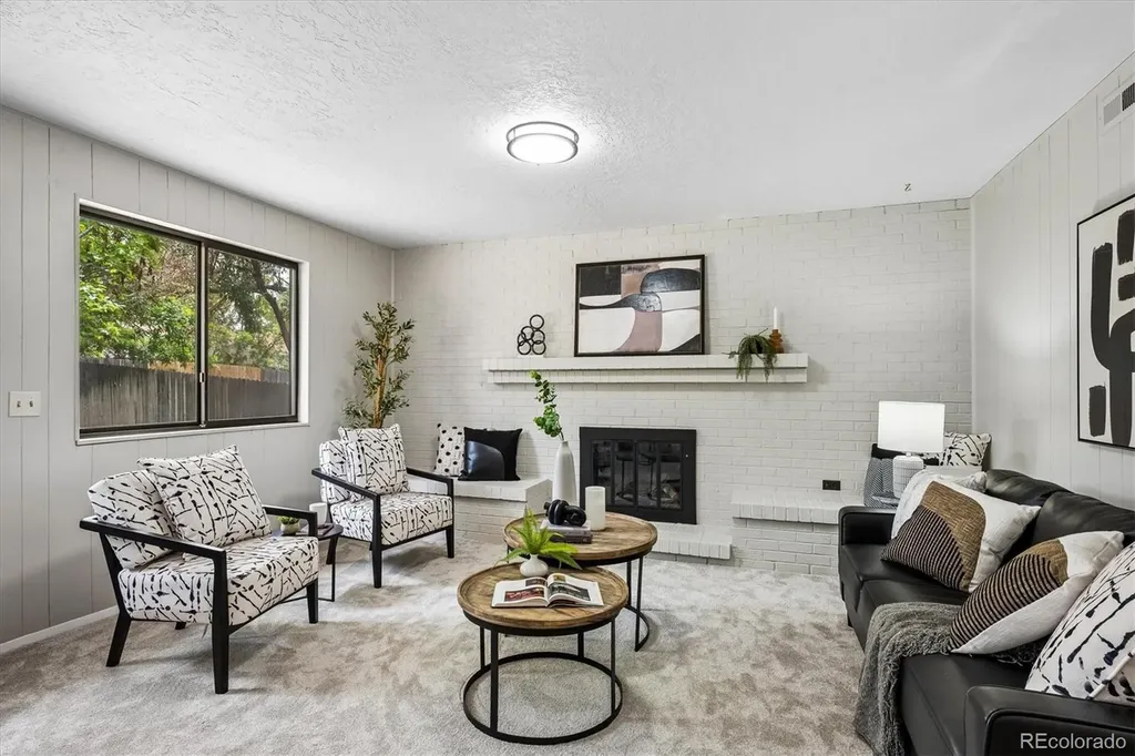 16634 E Rice Circle Aurora CO 80015