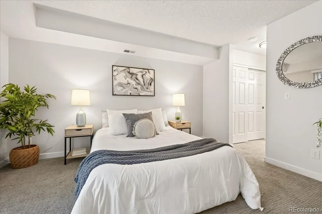 2575 S Syracuse Way Denver CO 80231