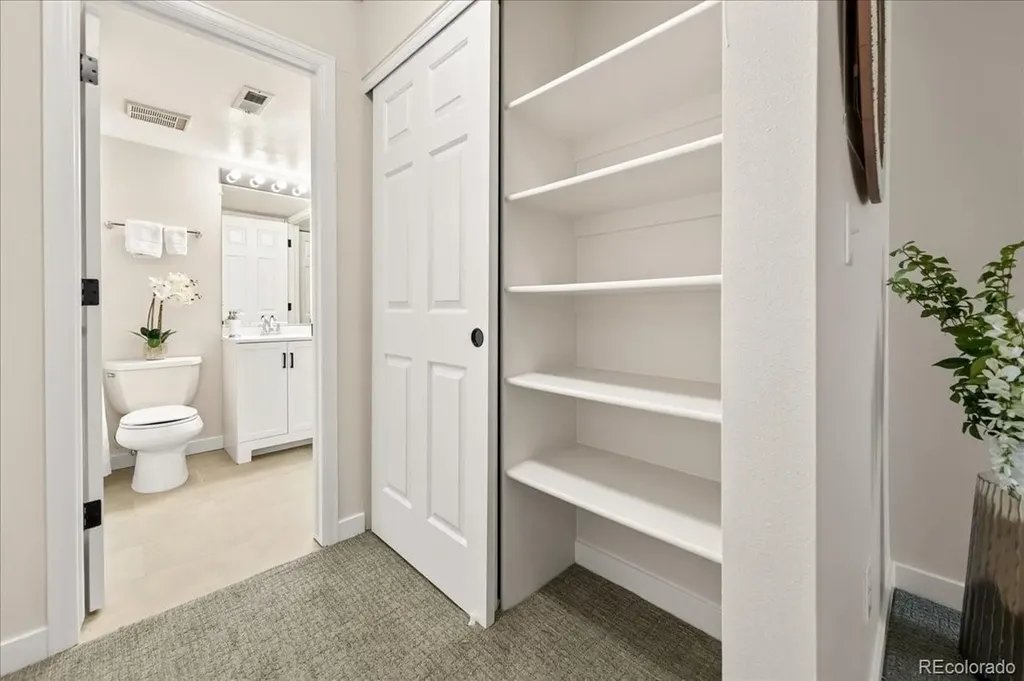 2575 S Syracuse Way Denver CO 80231