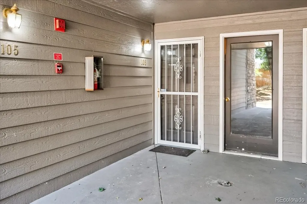 2575 S Syracuse Way Denver CO 80231