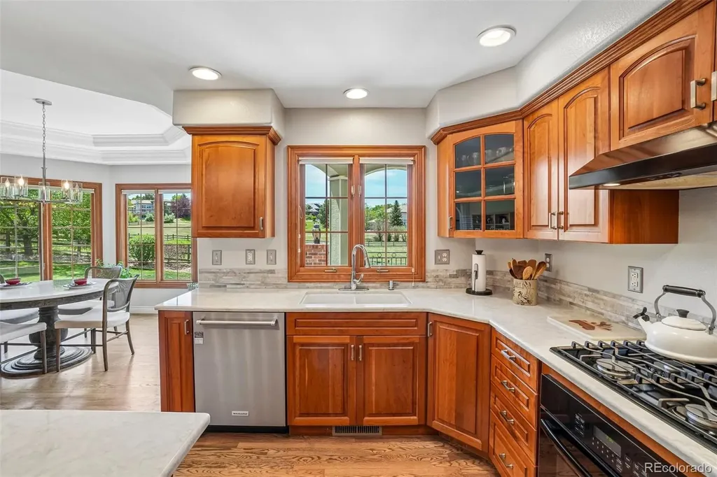 8272 Greenwood Place Longmont CO 80503