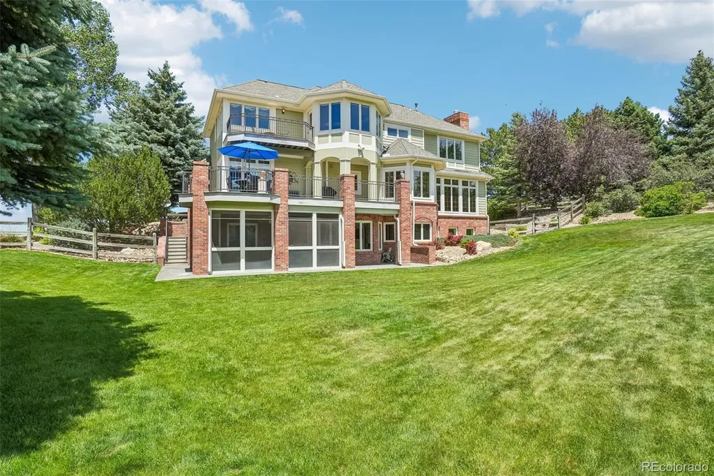 8272 Greenwood Place Longmont CO 80503
