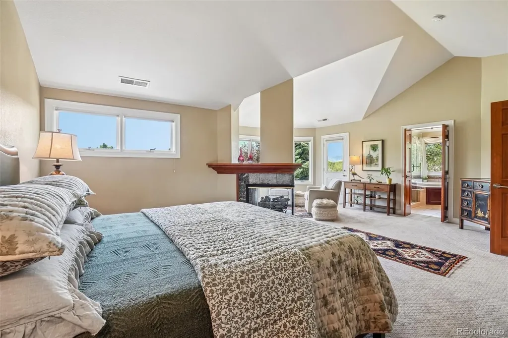 8272 Greenwood Place Longmont CO 80503