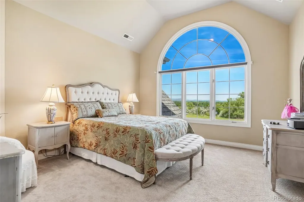 8272 Greenwood Place Longmont CO 80503