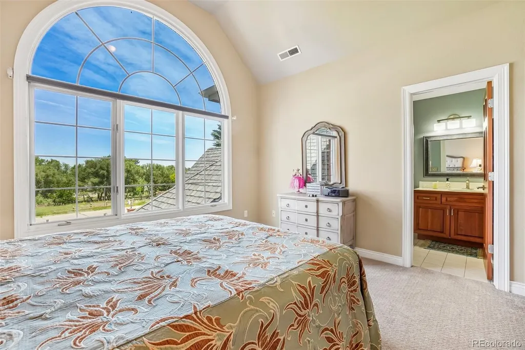8272 Greenwood Place Longmont CO 80503