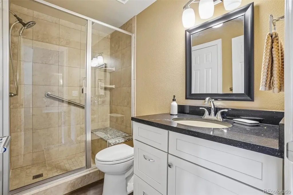 8272 Greenwood Place Longmont CO 80503