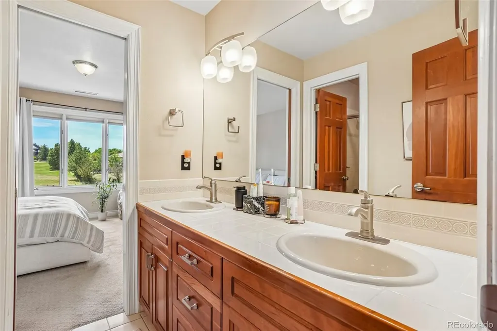 8272 Greenwood Place Longmont CO 80503