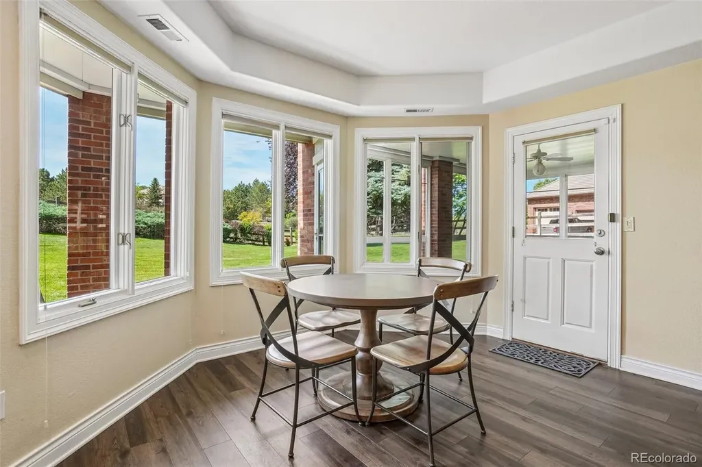 8272 Greenwood Place Longmont CO 80503