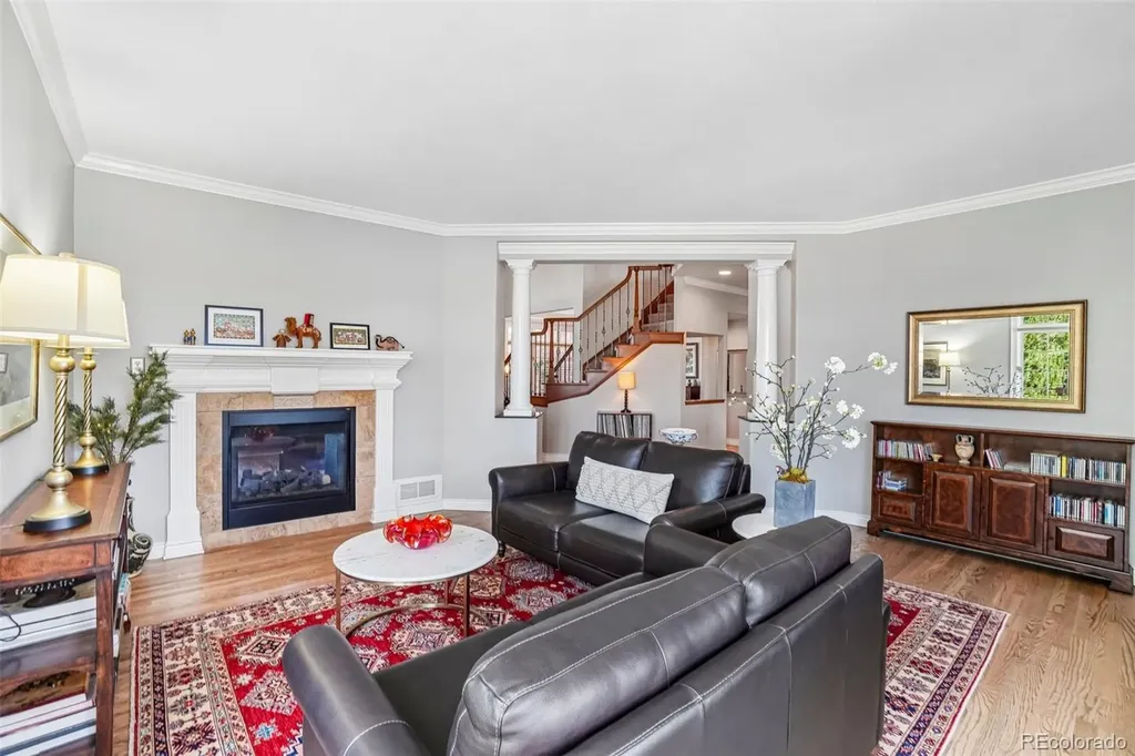 8272 Greenwood Place Longmont CO 80503