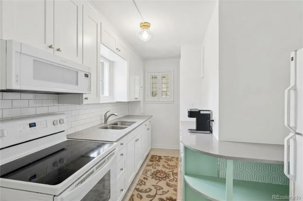 2333 N Glencoe Street Denver CO 80207