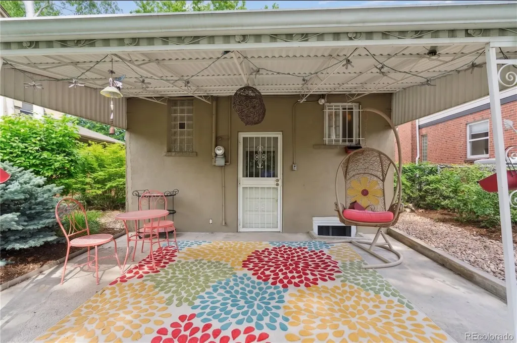 2333 N Glencoe Street Denver CO 80207